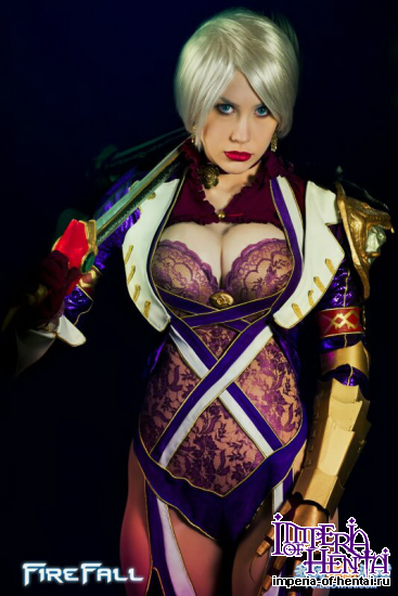 Ivy Cosplay