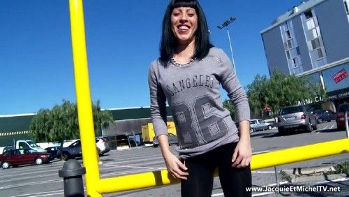  JacquieEtMichelTV.com - Lucy - Lucy, 28ans, a des fesses incroyables! [SD 540p]